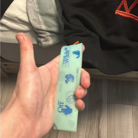 Off-White Black/Red/White Mens Logo Pullover Hoodie - Picture 4 of 6